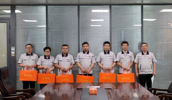 暖心助考 為夢(mèng)護(hù)航——城投設(shè)計(jì)公司工會(huì)舉辦職工子女中、高考座談會(huì)